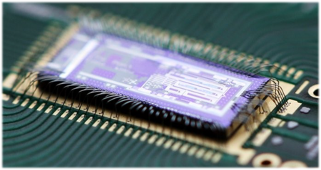 Full-custom optoelectronic IC prototype